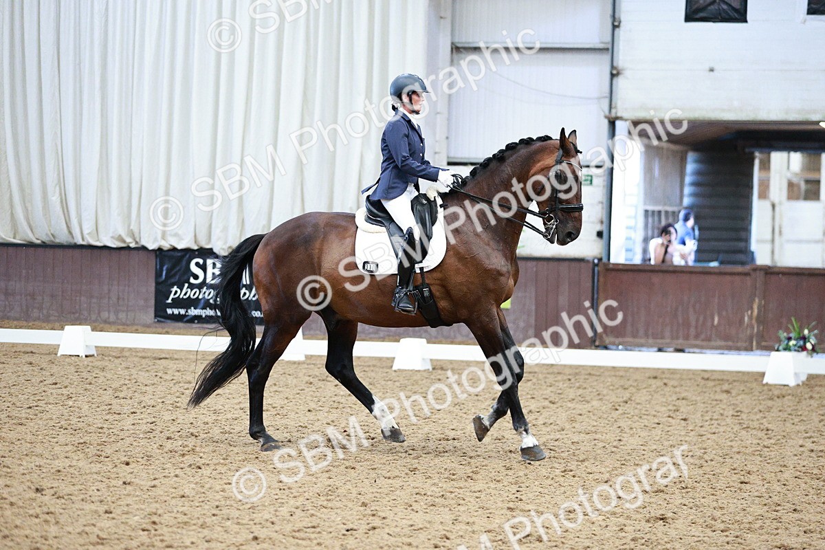 SBM_006618 - Class 16 - Advanced Medium 5 - 16.02-17.22