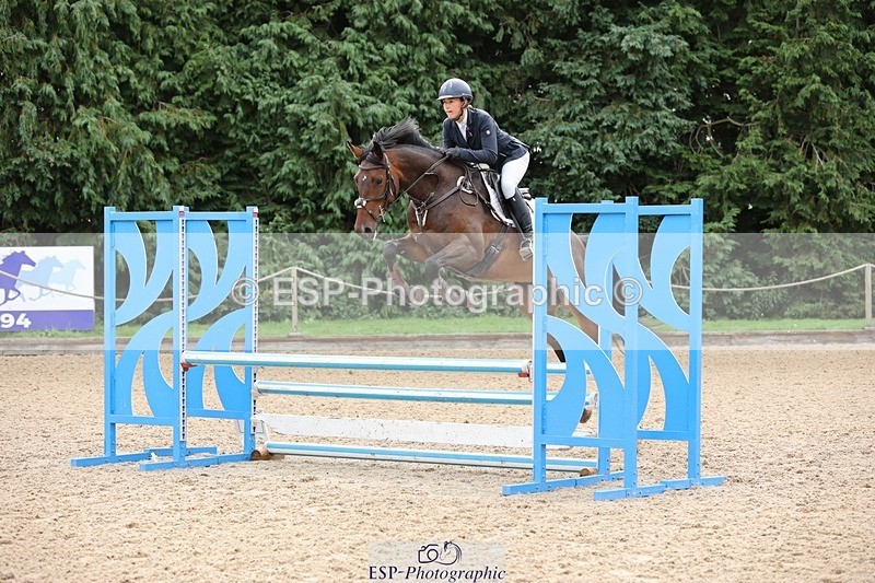 240817-092313-00229 - 02A Snr Brit Nov