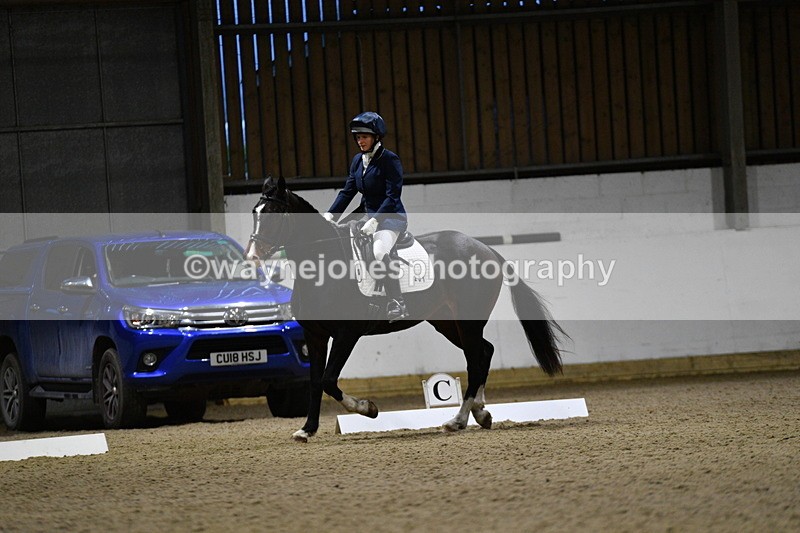 WJ5_8749 - Class 5 Novice Test 3