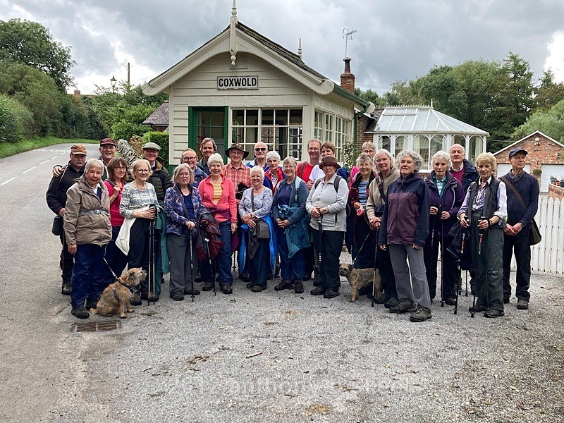 062 Our groups 25th Year celebratory pose - York Minster Walkers Collection 2023