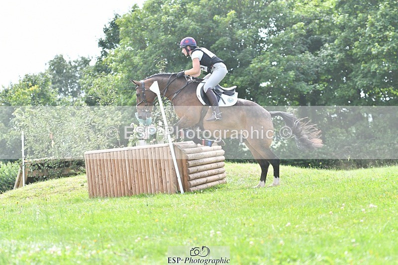 240803-144952-08050 - 225-Molly_Swain-SOCKS