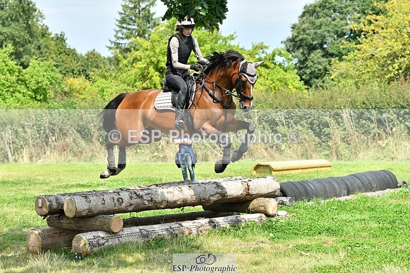 230817-140225-01122 - Theo's 1st Group - XC