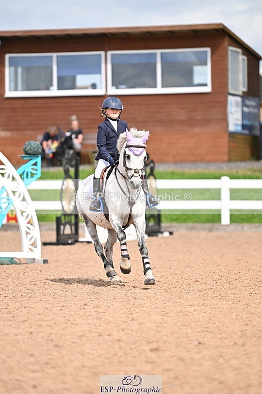 240806A-155841-00176 - Clear Round & 60cm BS Club & Schools