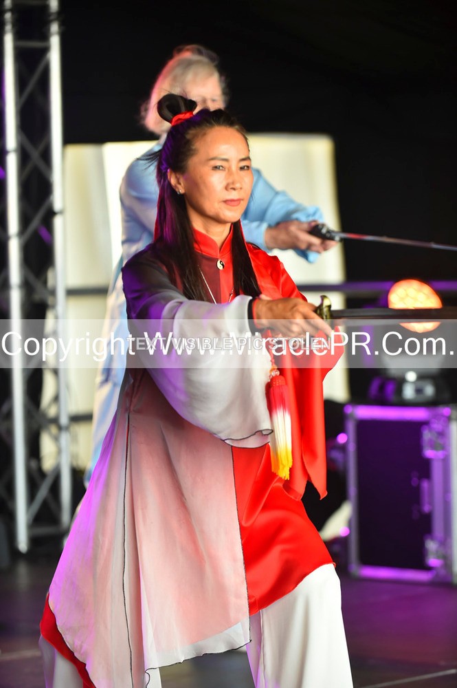 SH4_1552 - Tai Chi with Lisa Kay.