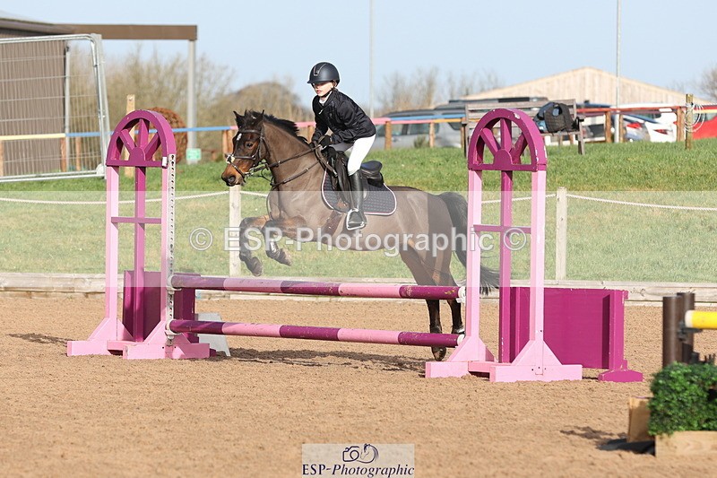 240210A-105212-00616 - Cls 17+18 Club and Schools 70cm