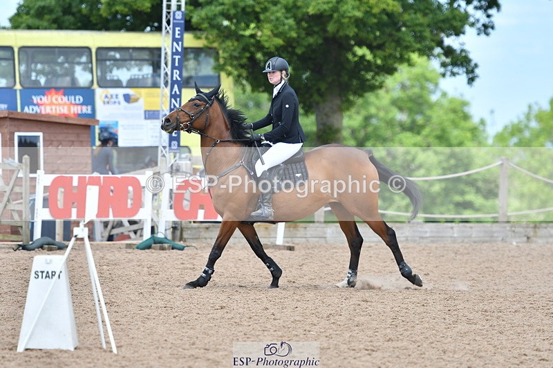 240609A-113825-04652 - Cls 17 Snr 1.05m Open