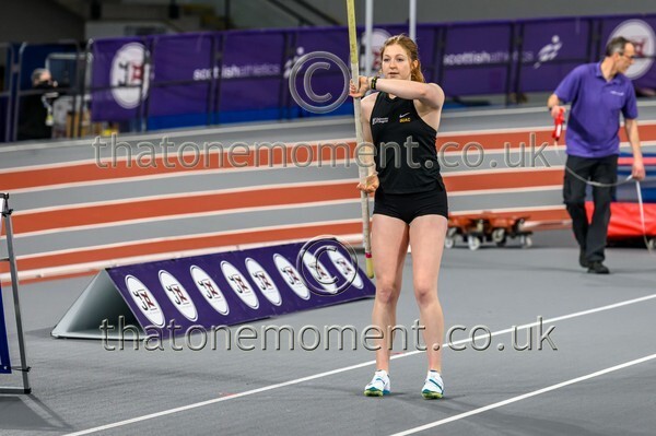 AgeInd25SUN-912496 - Field Female