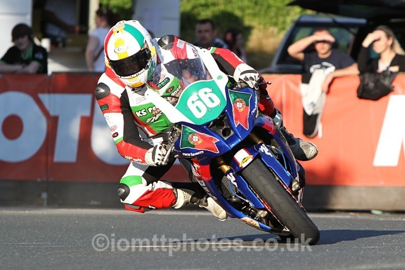 - Saturday Practice Newcomers/Supertwins