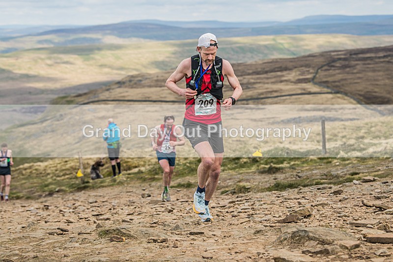 3 Peaks-113 - The 3 Peaks Race Saturday 27th April 2024