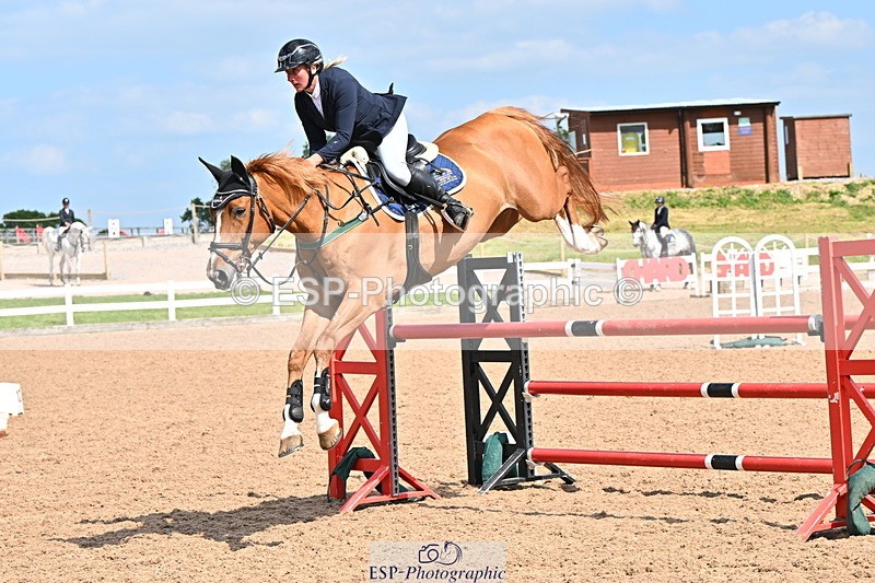 240605A-160441-01031 - Cls 5 Foxhunter and 1.20m Open