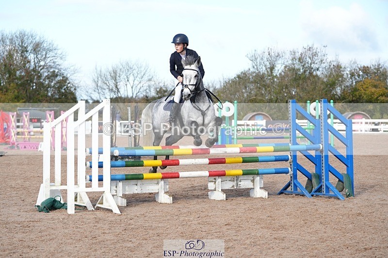 251025-125237-00415 - Cls 9 Pony Winter Discovery and 90cm