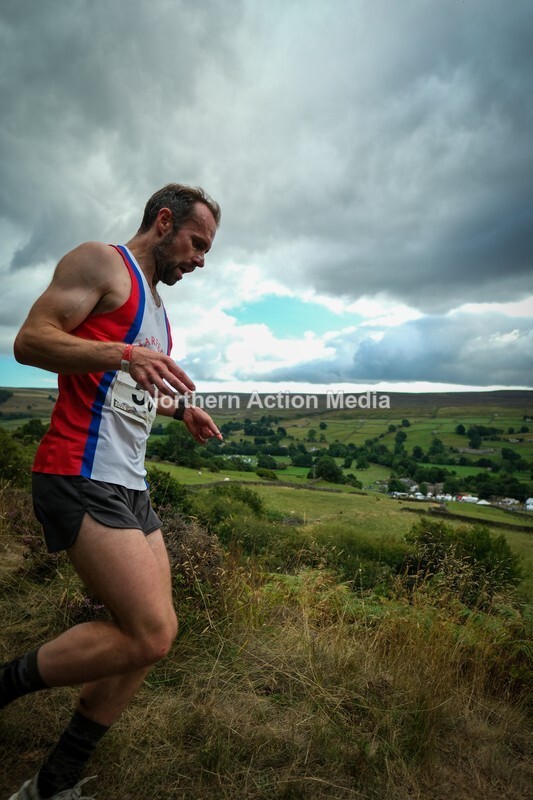 DSCF5221 - Reeth Fell race seniors