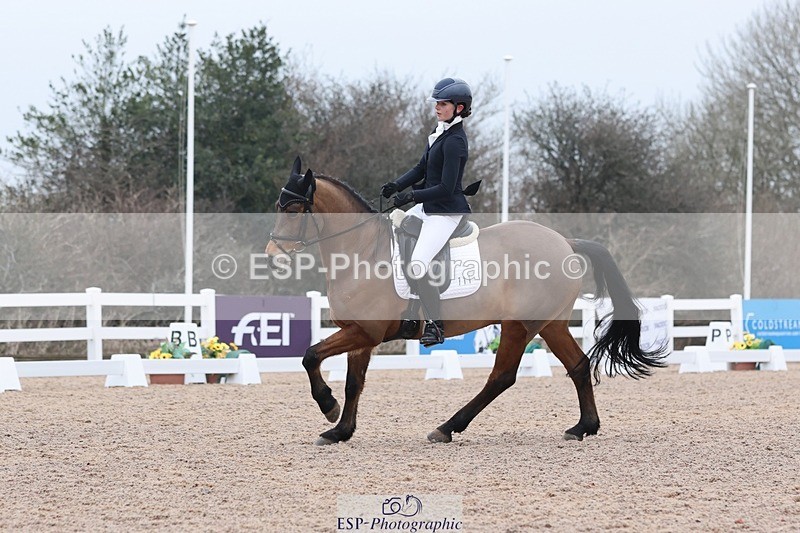 250216-131817-05930 - 111-Isabella.Owers-Hoppenhofs.Canda.Z