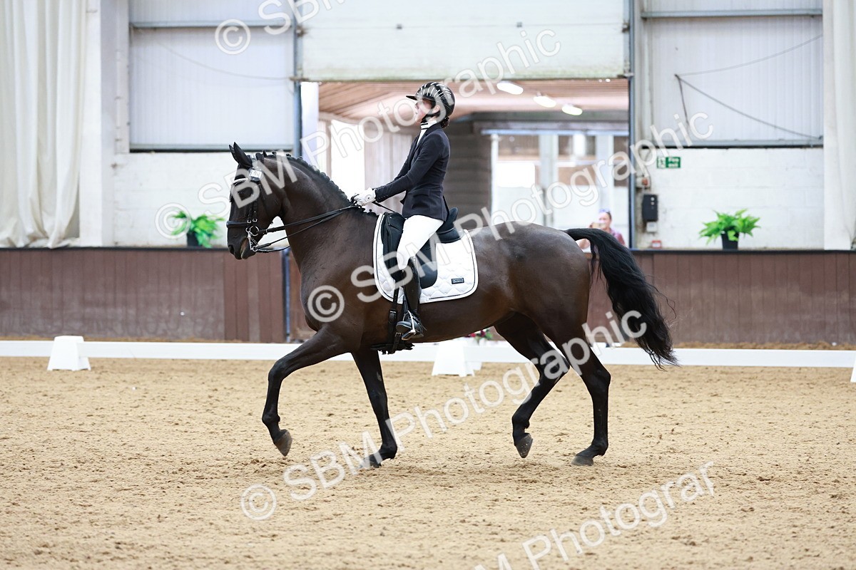 SBM_017744 - Class 15 - FEI Junior