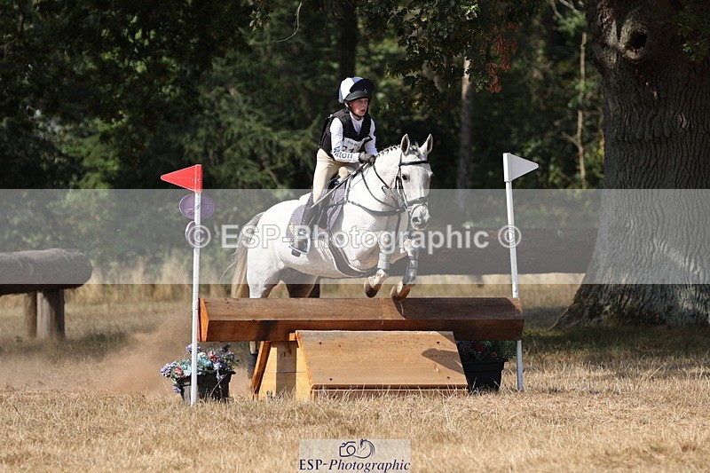 250824A-152232-39230 - 2130-Holly.Haworth-Twilight.Dancer