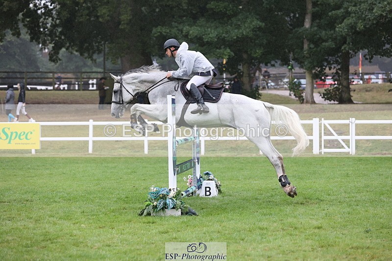 250830A-135246-06822 - Cls 16 Snr Newcomers and 1.10m Open