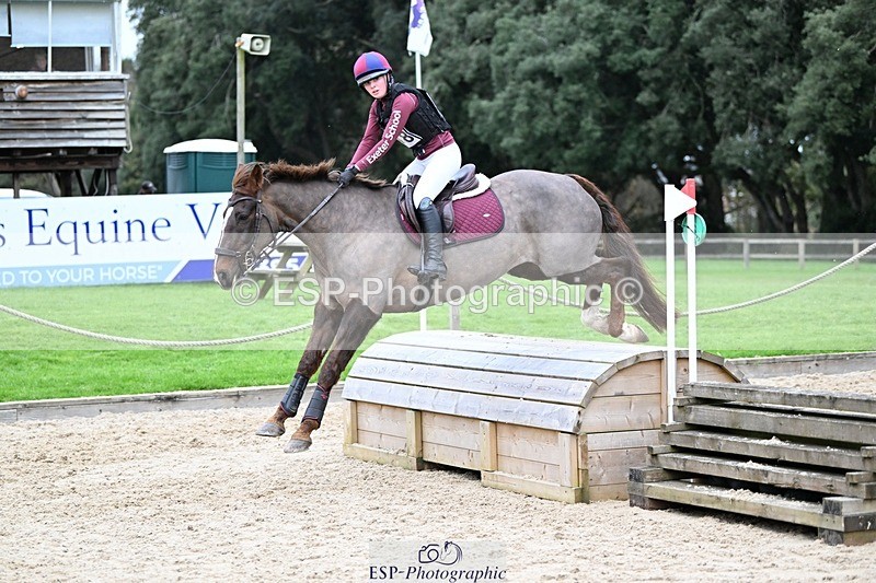 241117-144724-04718 - Cls 3 90-95cm 14.00 to 15.00