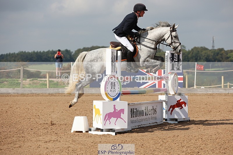 230915A-114920-01888 - Cls 2 Snr Foxhunter