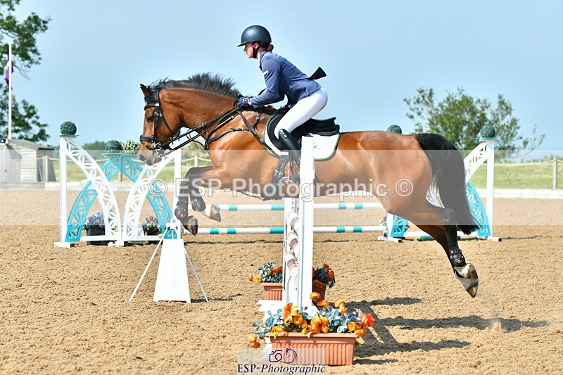 230609A-100829-00030 - Cls 1 Snr 1.05m & 1.10m Open