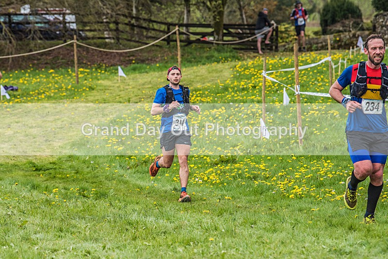 3 Peaks-2092 - The 3 Peaks Race - The Finish - Saturday 29th April 2023