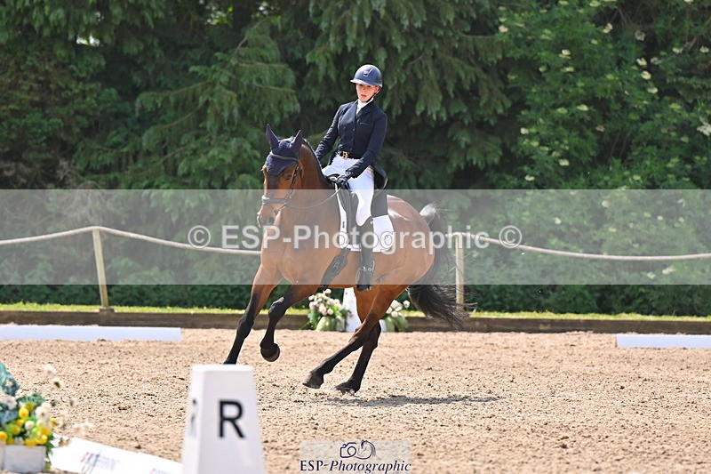 250523A-121817-06818 - C-281-Holly.Morris-NADIR.DE.LEAU