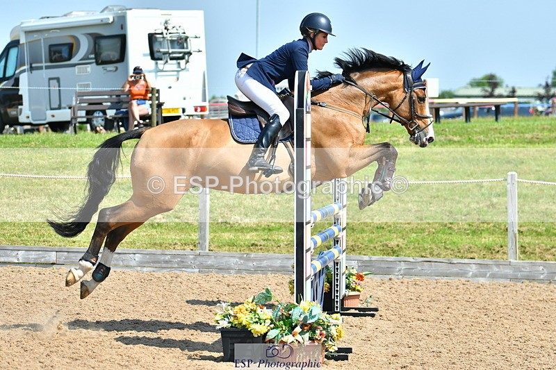 230609A-103846-00135 - Cls 1 Snr 1.05m & 1.10m Open