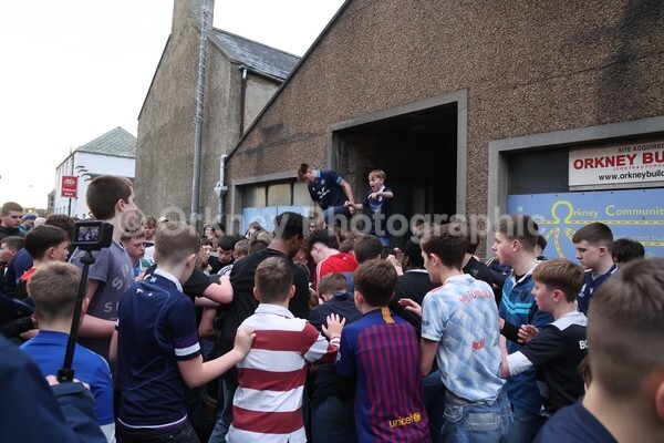 DAD_0771 - Christmas Boys Ba'