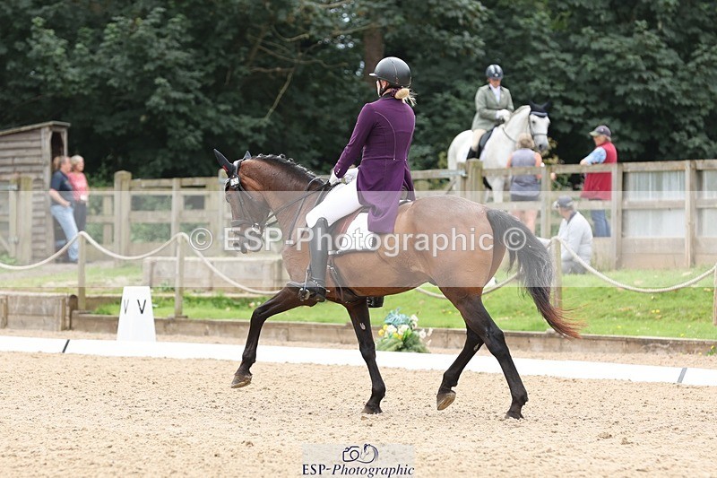 240810-135435-03398 - 153-Nicola.Kayes-BOSS.X