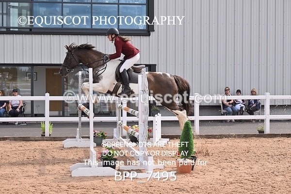 BPP_7495 - CLASS 15 FRI Senior 1.05m Open