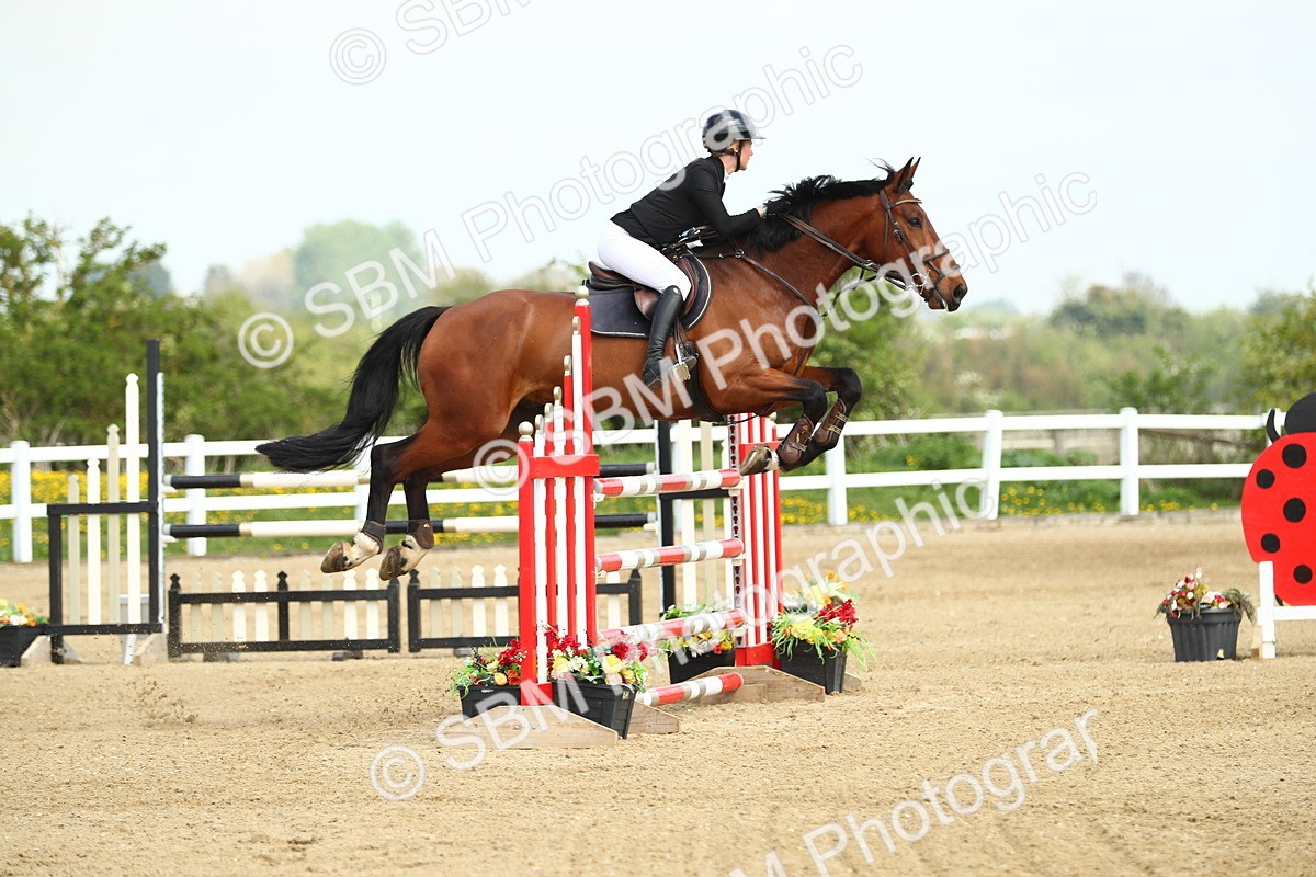 SBM_001251 - Class 5 - Senior Foxhunter 1.20m