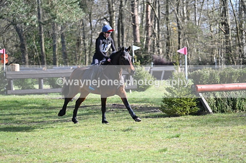 WJ7_0001 - Time 10:13 to 10:38 Times at the Fence