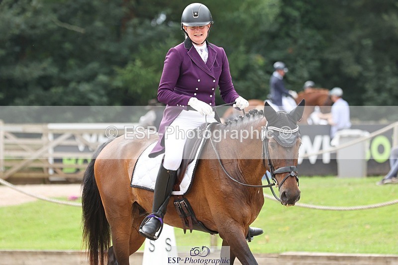 240810-135904-03411 - 153-Nicola.Kayes-BOSS.X