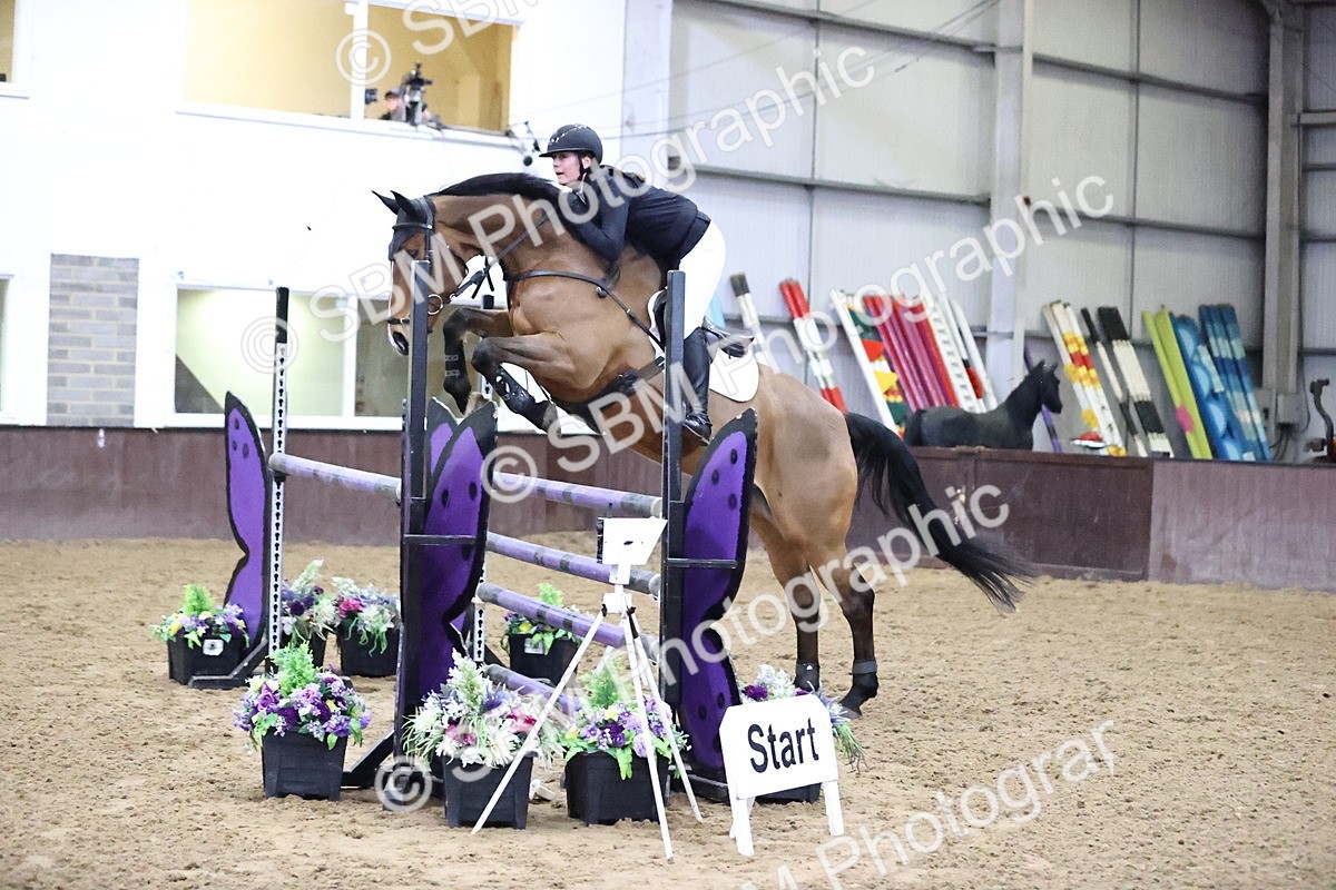 SBM_010196 - Class 25 - Equestrian Senior Foxhunter 1.20m