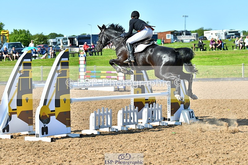 230527A-170149-05459 - Cls 20 Chard 1.10m Speed Derby