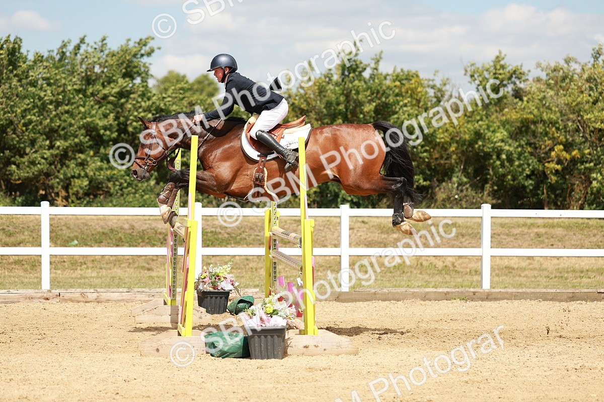 SBM_007668 - Class 3 - Senior Newcomers - 1.10m Open