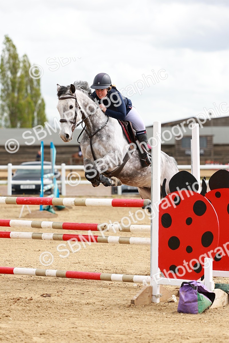 SBM_002432 - Class 10 - Senior Newcomers - 1.10m