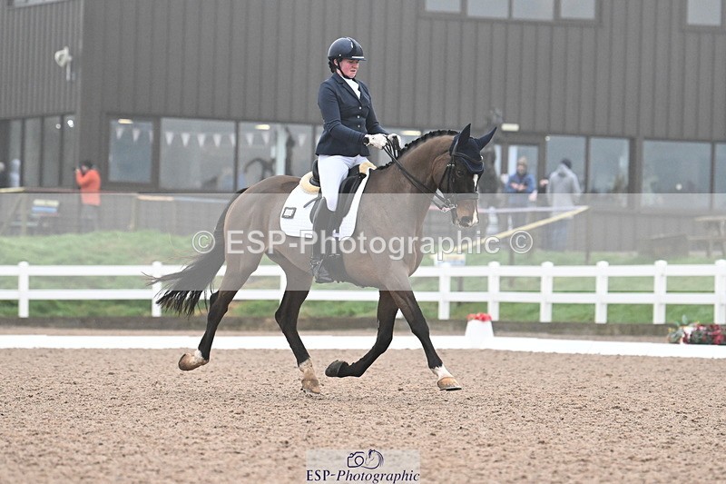 240217A-100751-00718 - 157-charlotte.smithwhite-Luciano