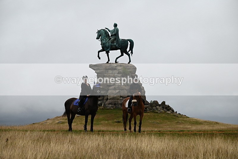 DSC_2134 - Time at Statue 12:13 to 12:32