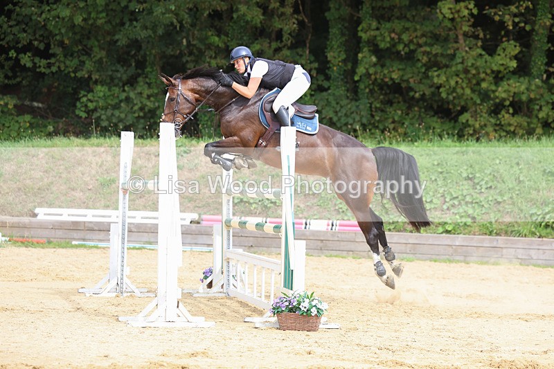 3E7A4595 - Class 9: Senior 1.30m open
