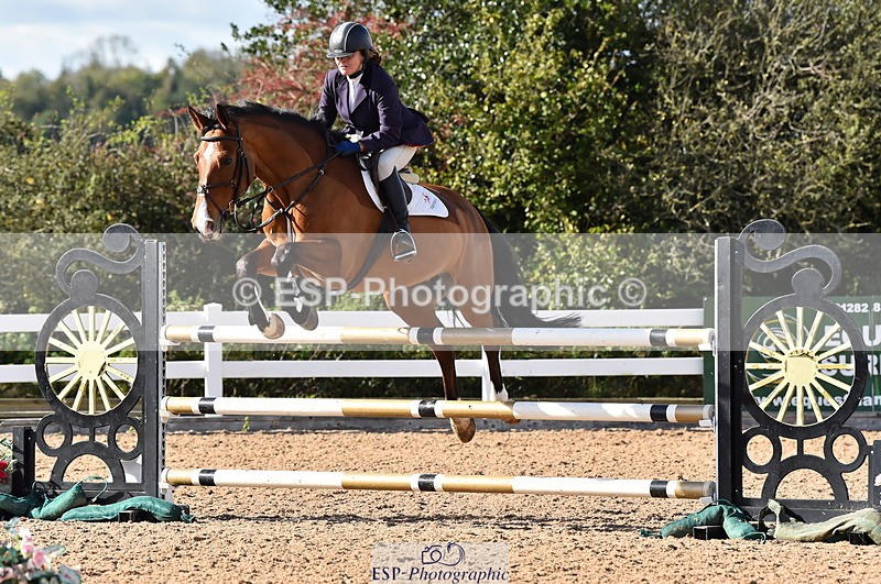 231014A-142006-05266 - Cls 15 1.05m Amateur Q 2nd R