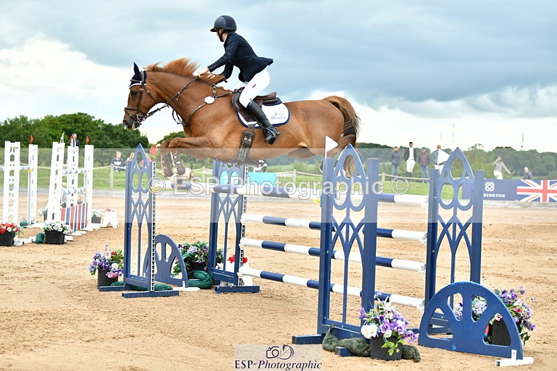 230720A-155057-04065 - Cls 9, 2 Star Big 1.40m Start to break