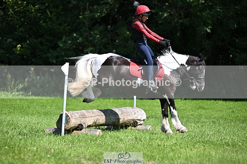 240729B-145331-02885 - Abbie's Group XC