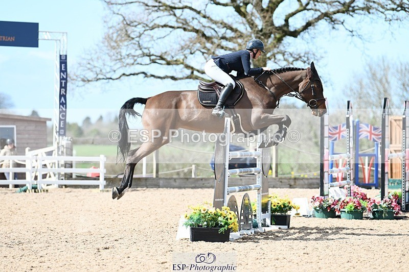 250328-130906-01151 - Cls 3 Snr Foxhunter