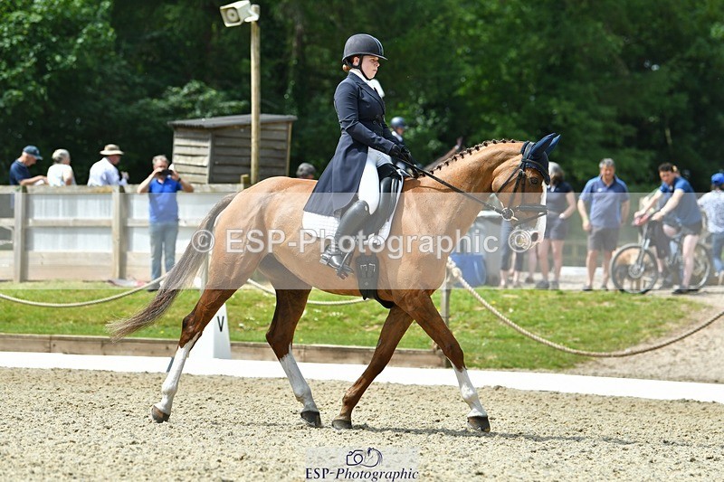 230525-115210-04112 - 204-INDIAN_GIRL_G-Jasmine_Underwood-WEDTrotUp+DR