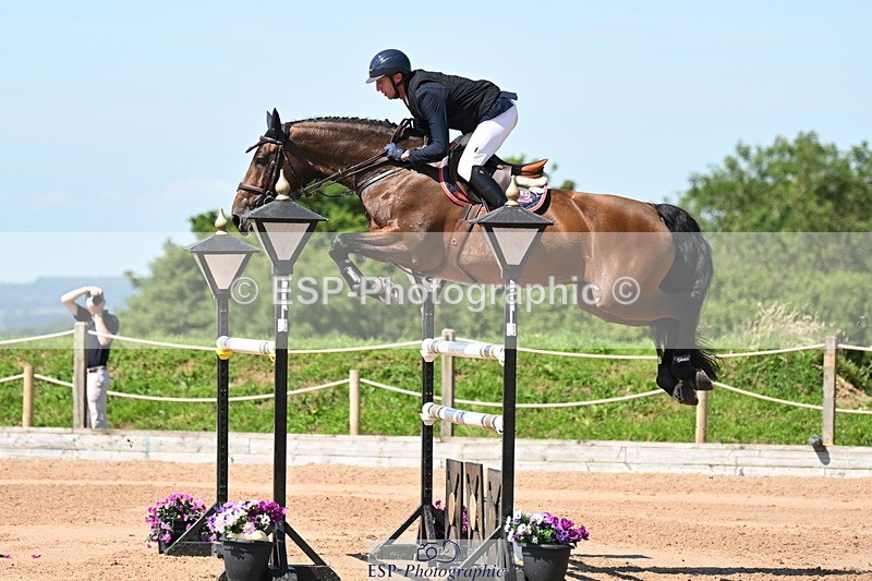 240719A-111949-10487 - Cls 2, 3 Star Small Tour 1.40m