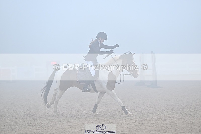 250208-122128-00538 - Cls 9 Pony Newcomers and 1m