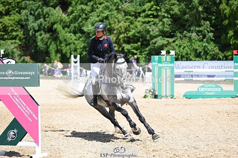 240525-132755-15382 - 529-SBH_BIG_WALL-Izzy_Taylor