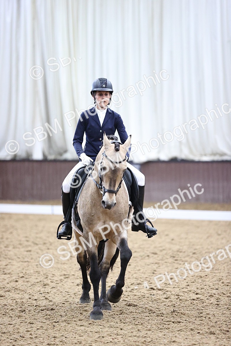 SBM_018902 - Class 21 - Medium 73 - 9.00-10.00