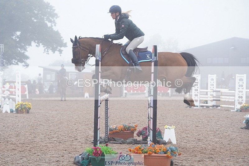 241006A-132628-07013 - Cls 20 Snr Newc & 1.10 Open