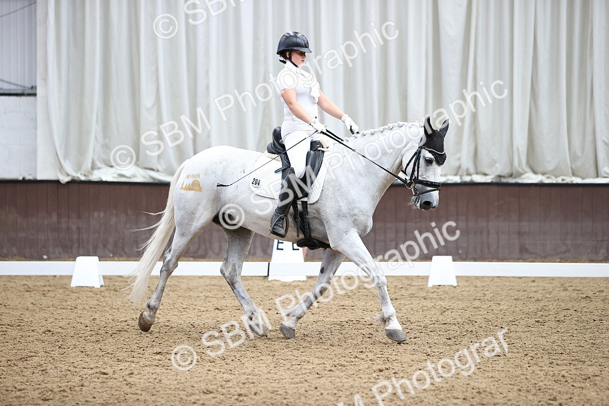 SBM_003140 - Novice 4 - 14.47-16.34